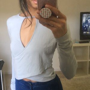 Fabletics Super Soft Taupe/Blue Plunge Crop